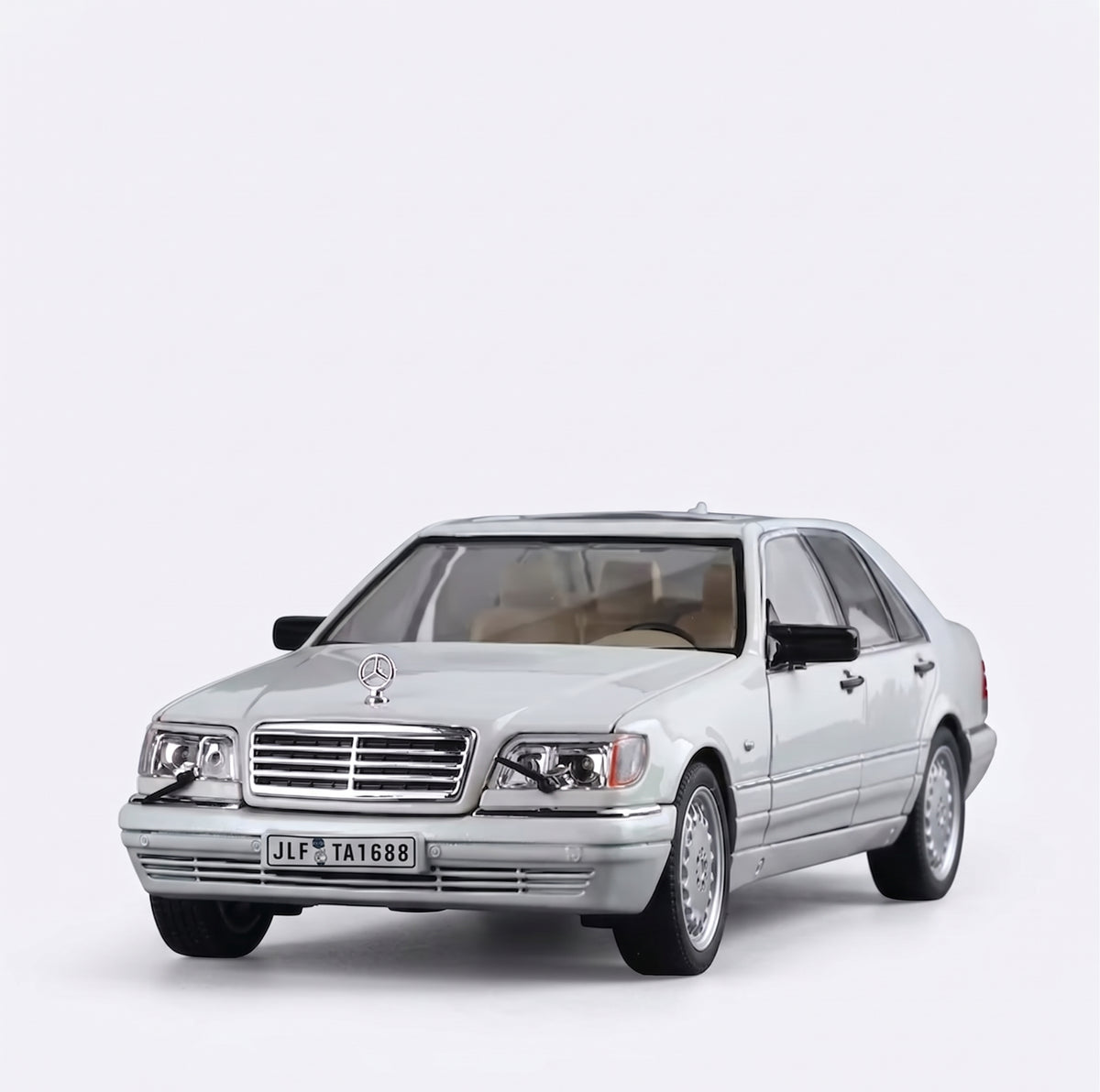 Mercedes Benz W140 320SEL